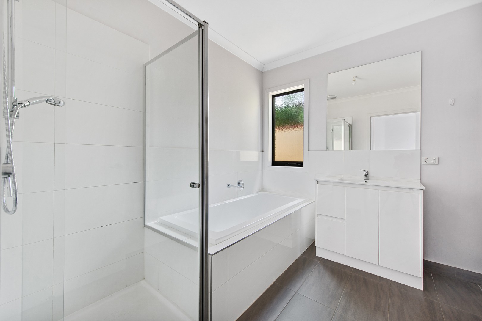 4/3 Scarborough Crescent, Harkness, VIC 3337, Harkness - Thumbnail 7