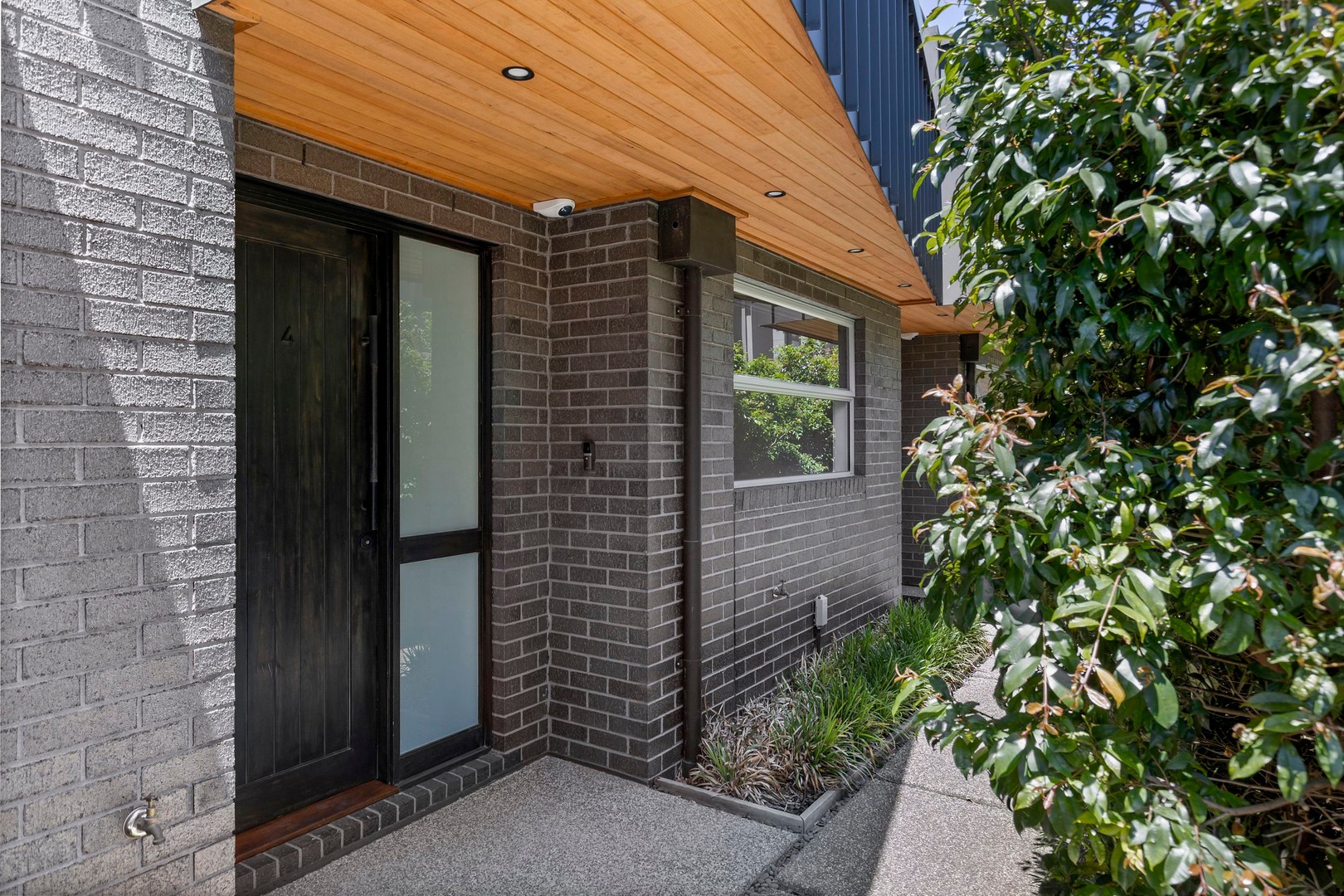 4/324 Buckley Street, Essendon, VIC 3040 - Thumbnail 2 - 12/12/2024