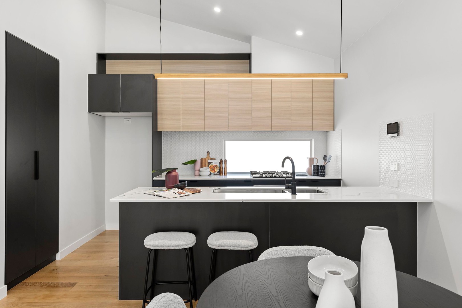 4/324 Buckley Street, Essendon, VIC 3040, Essendon - Thumbnail 3