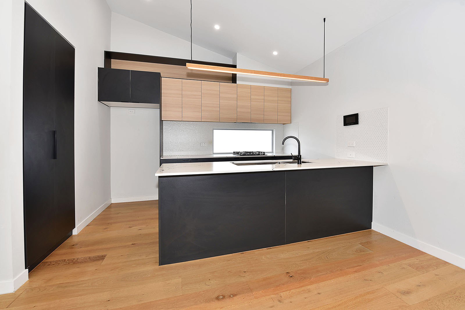 4/324 Buckley Street, Essendon, VIC 3040, Essendon - Thumbnail 3