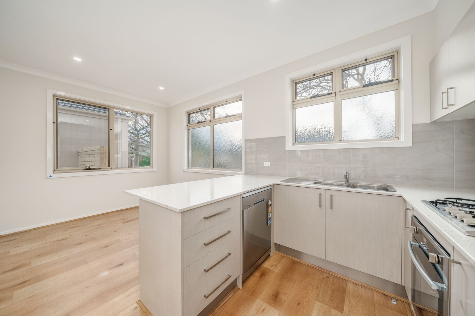4/33-35 Arlington Street, Ringwood, VIC 3134, Ringwood - Thumbnail 2