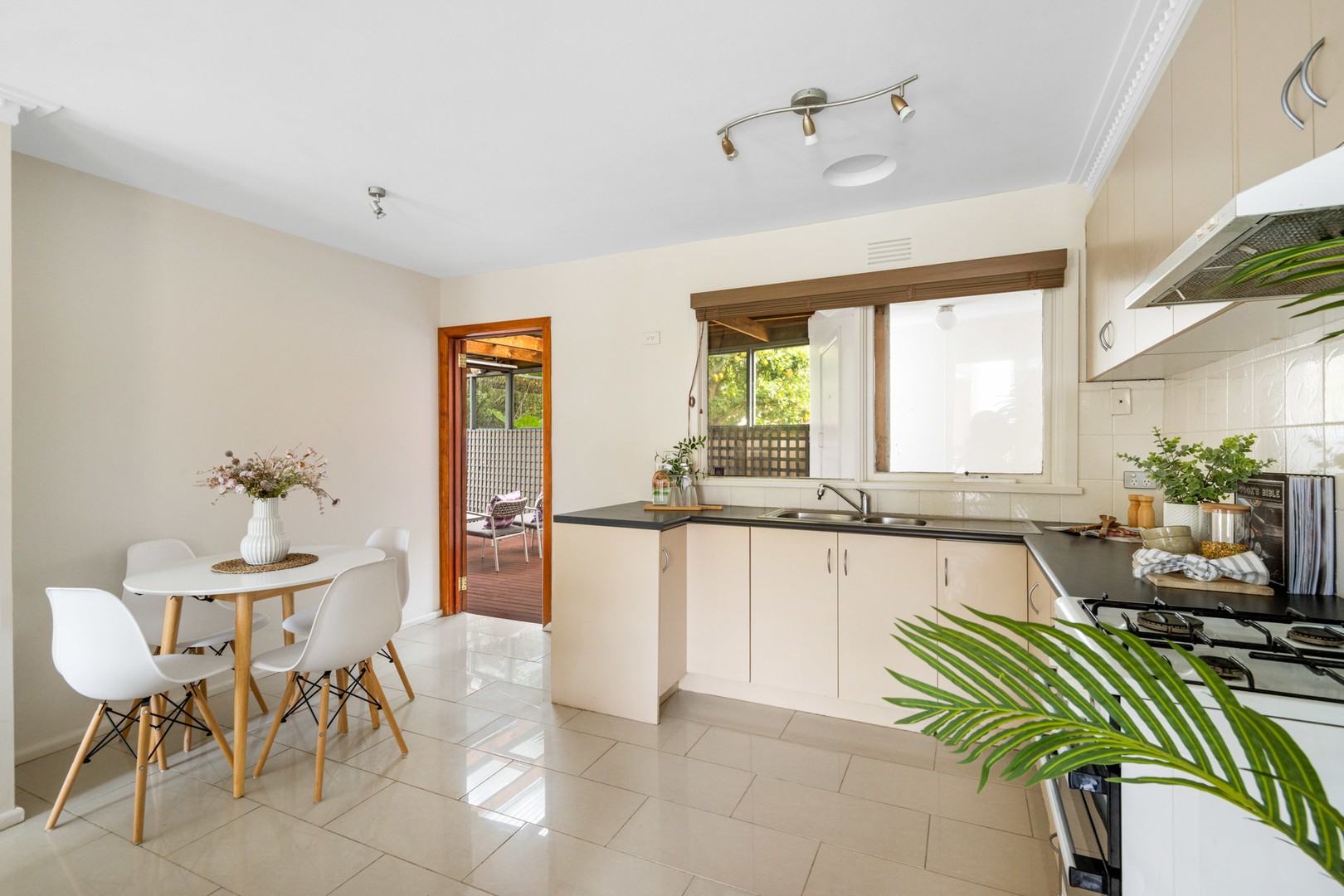 4/35-37 Fraser Street, Herne Hill, VIC 3218, Herne Hill - Thumbnail 3