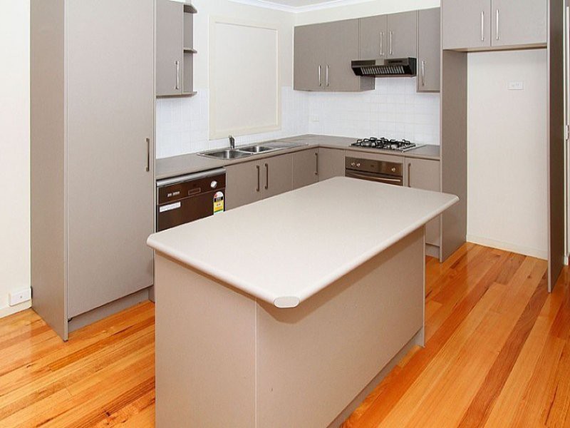 4/36 Barry Street, Reservoir, VIC 3073, Reservoir - Thumbnail 2