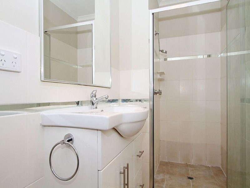 4/36 Barry Street, Reservoir, VIC 3073, Reservoir - Thumbnail 5