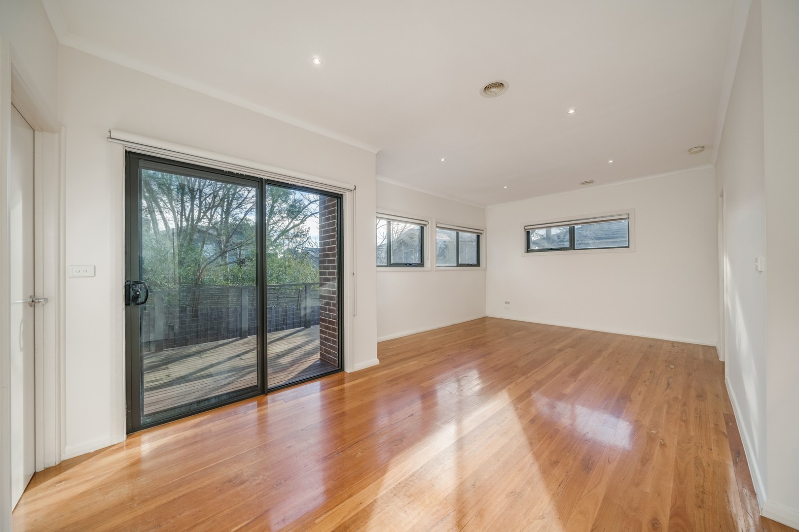 4/37 Harrison Street, Mitcham, VIC 3132, Mitcham - Thumbnail 2