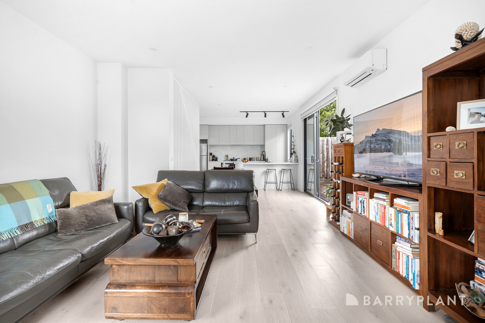 4/37 Thackeray Road, Reservoir, VIC 3073, Reservoir - Thumbnail 5