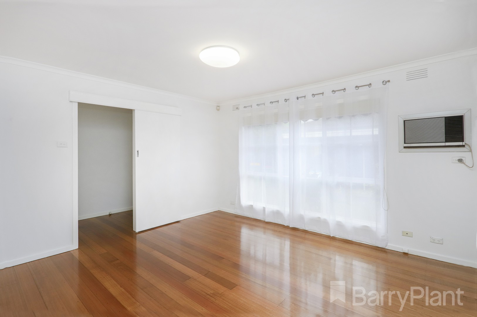 4/4 Rondell  Street, West Footscray, VIC 3012, West Footscray - Thumbnail 3