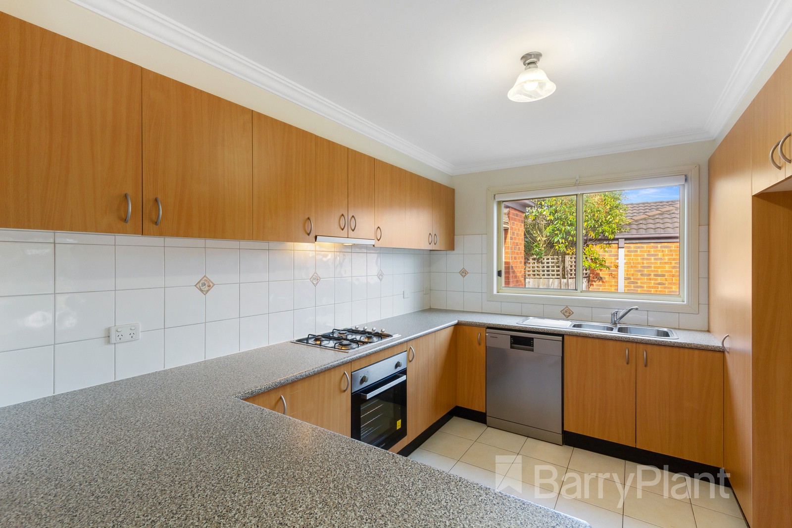 4/4 Ryland Avenue, Croydon, VIC 3136, Croydon - Thumbnail 3