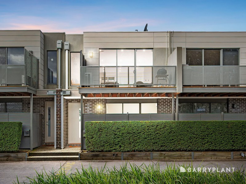 4/4 Vangelica Way, South Morang, VIC 3752 - Image - 12/08/2026