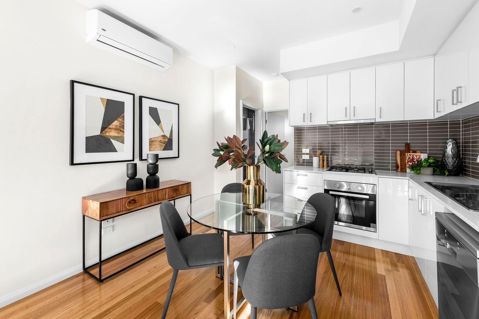 4/43 Albion Street, Essendon, VIC 3040, Essendon - Thumbnail 2