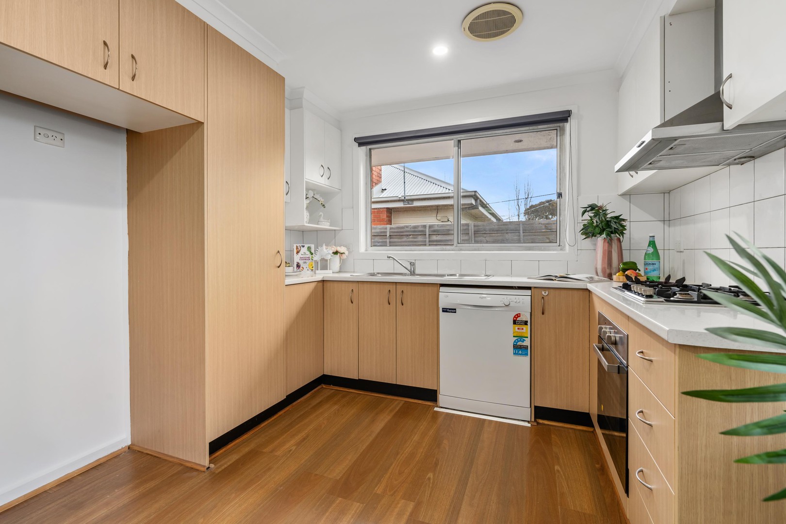 4/5-7 Keefer Street, Mordialloc, VIC 3195 - Thumbnail 2 - 07/05/2026