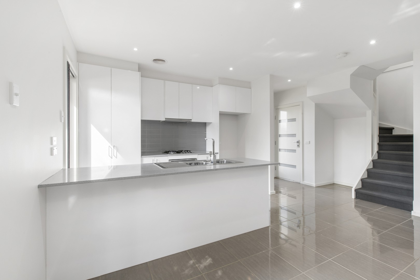 4/5 Breadalbane Court, Sydenham, VIC 3037, Sydenham - Thumbnail 2