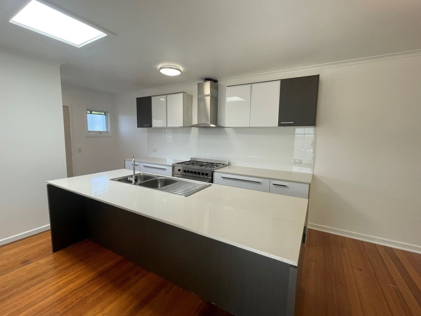 4/5 Cave Hill Road, Lilydale, VIC 3140, Lilydale - Thumbnail 2
