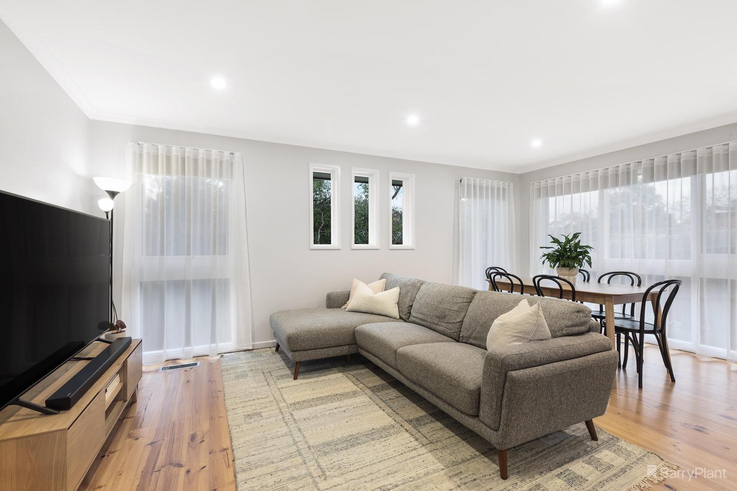 4/5 Coppin Close, Mitcham, VIC 3132, Mitcham - Thumbnail 2