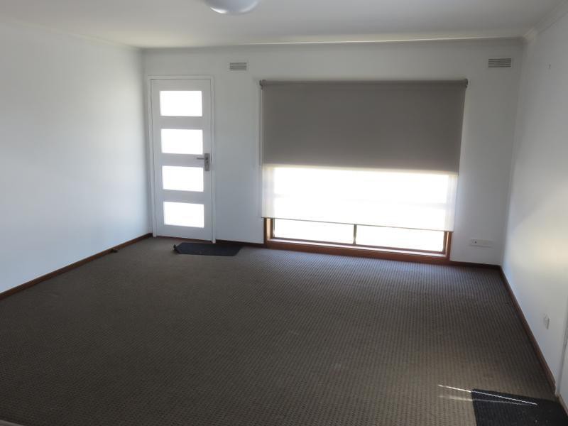 4/5 Michelsen StreetNorth Bendigo, VIC 3550  - Leased, North Bendigo - Thumbnail 3