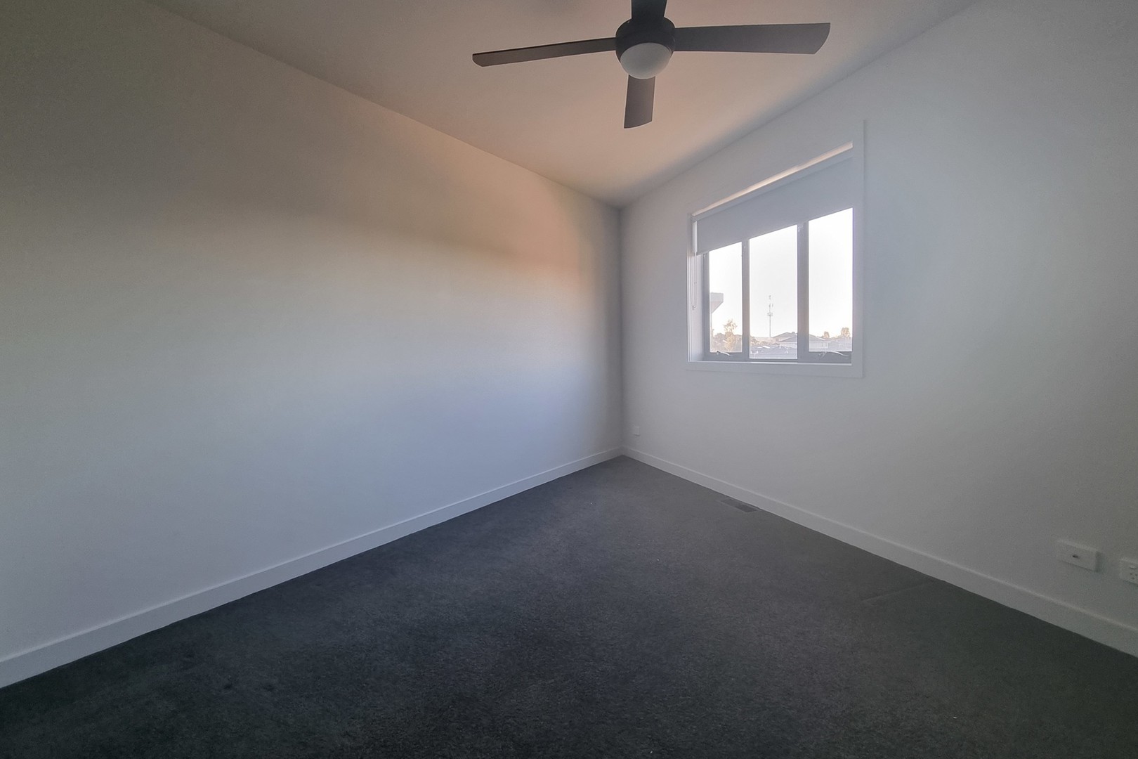 4/5 Obsidian Avenue, Tarneit, VIC 3029, Tarneit - Thumbnail 5