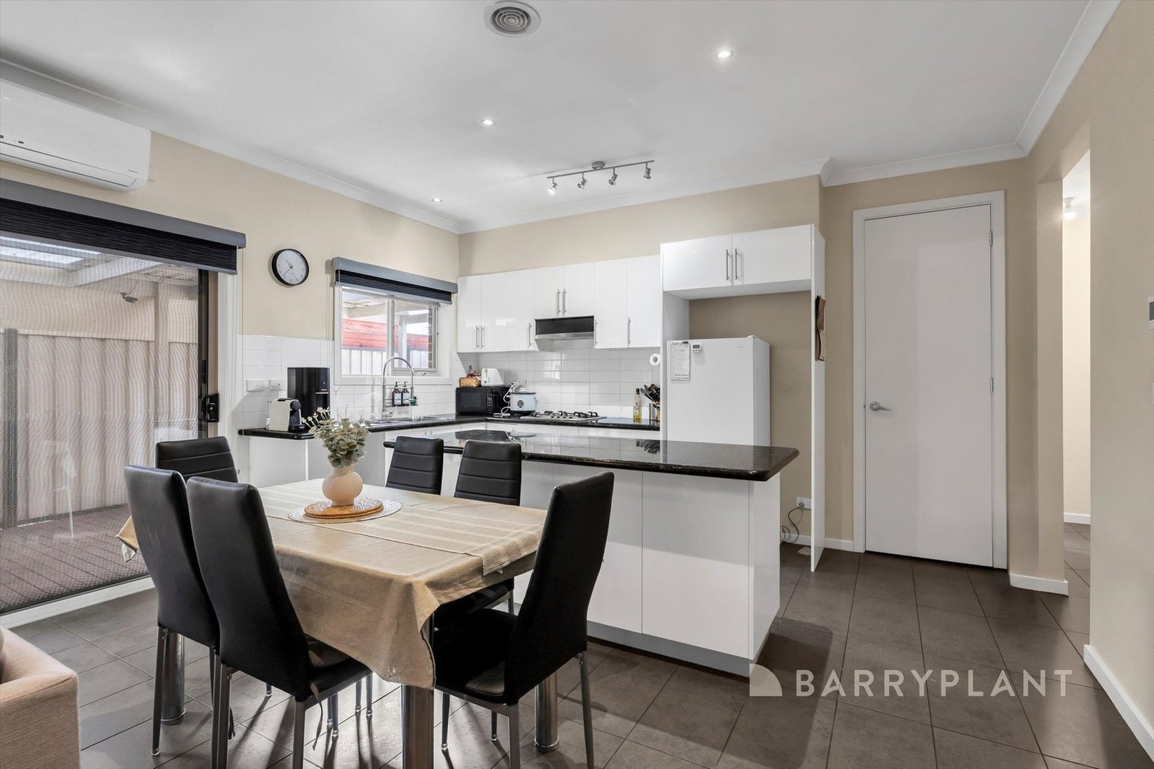 4/50 Unitt Street, Melton, VIC 3337, Melton - Thumbnail 4