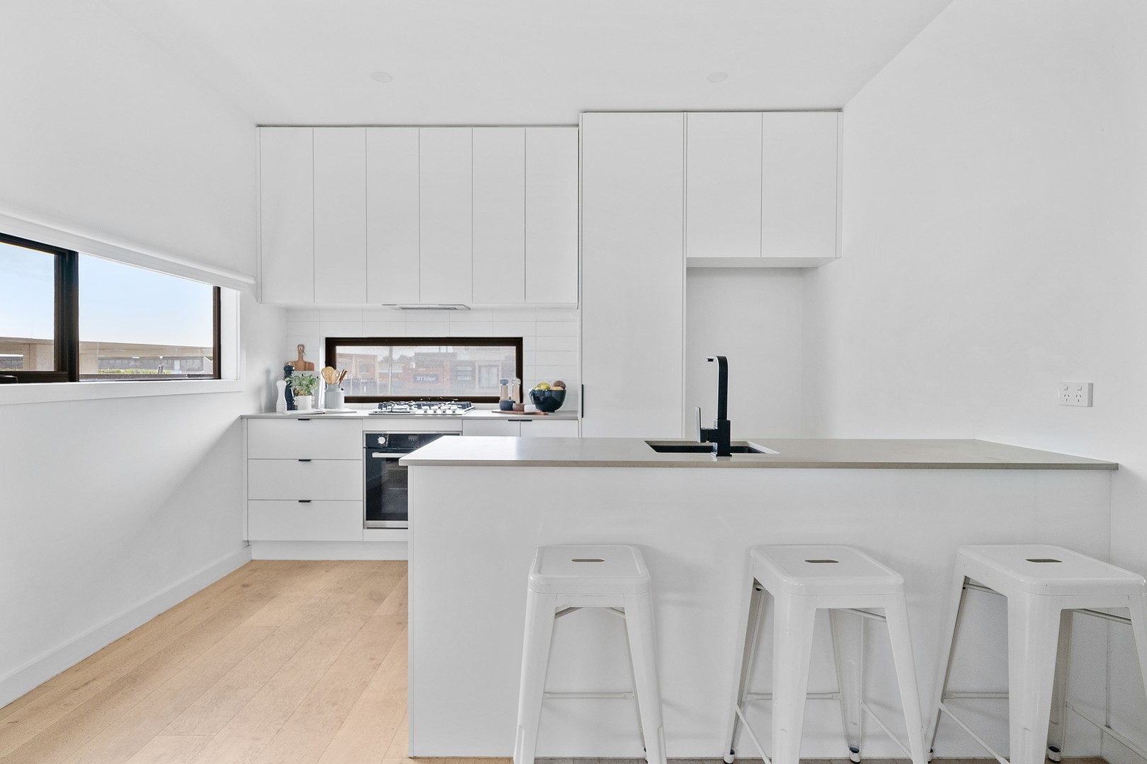 4/500 Plenty Road, Preston, VIC 3072, Preston - Thumbnail 2