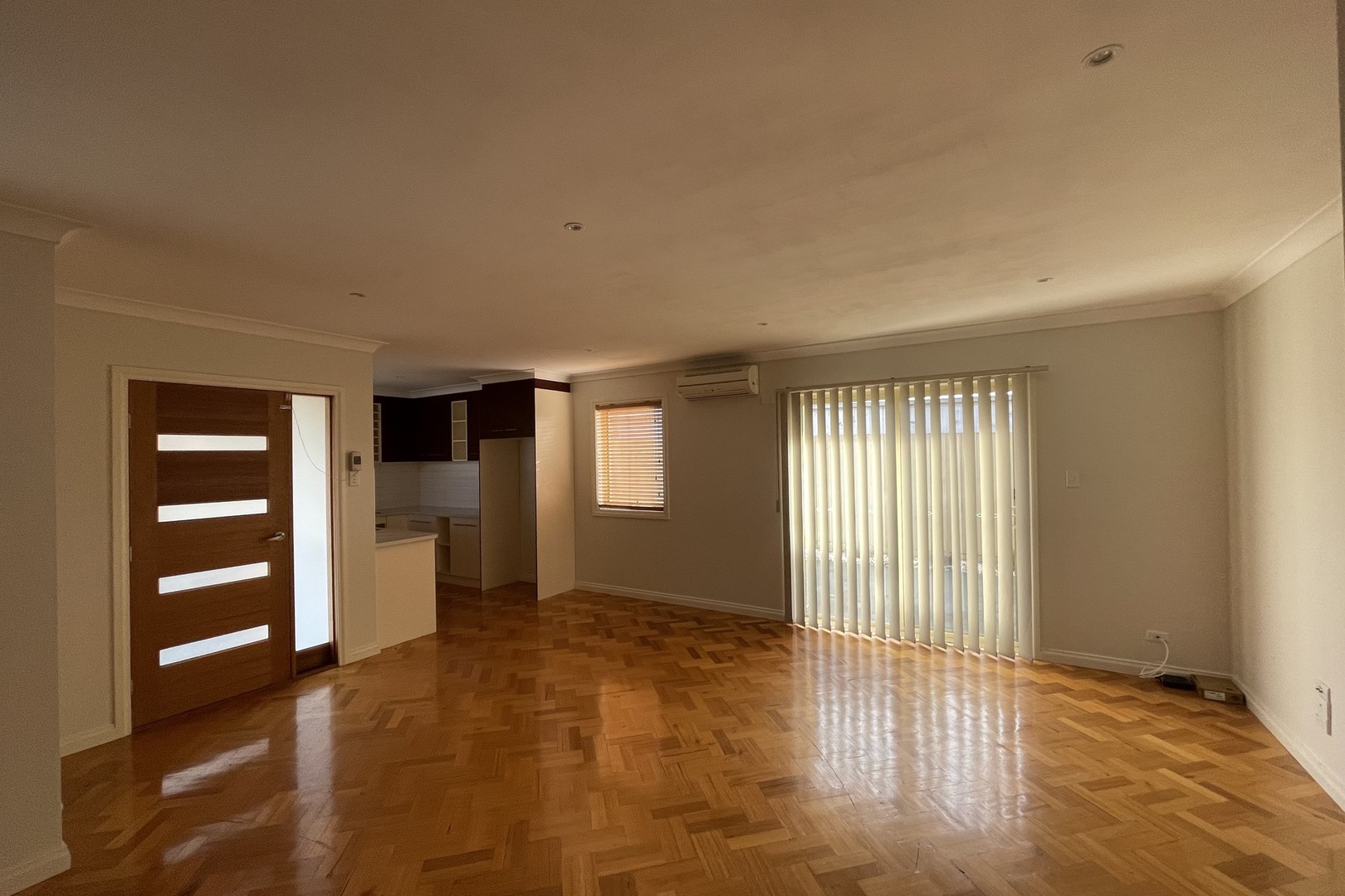 4/52 Crookston Road, Reservoir, VIC 3073, Reservoir - Thumbnail 3