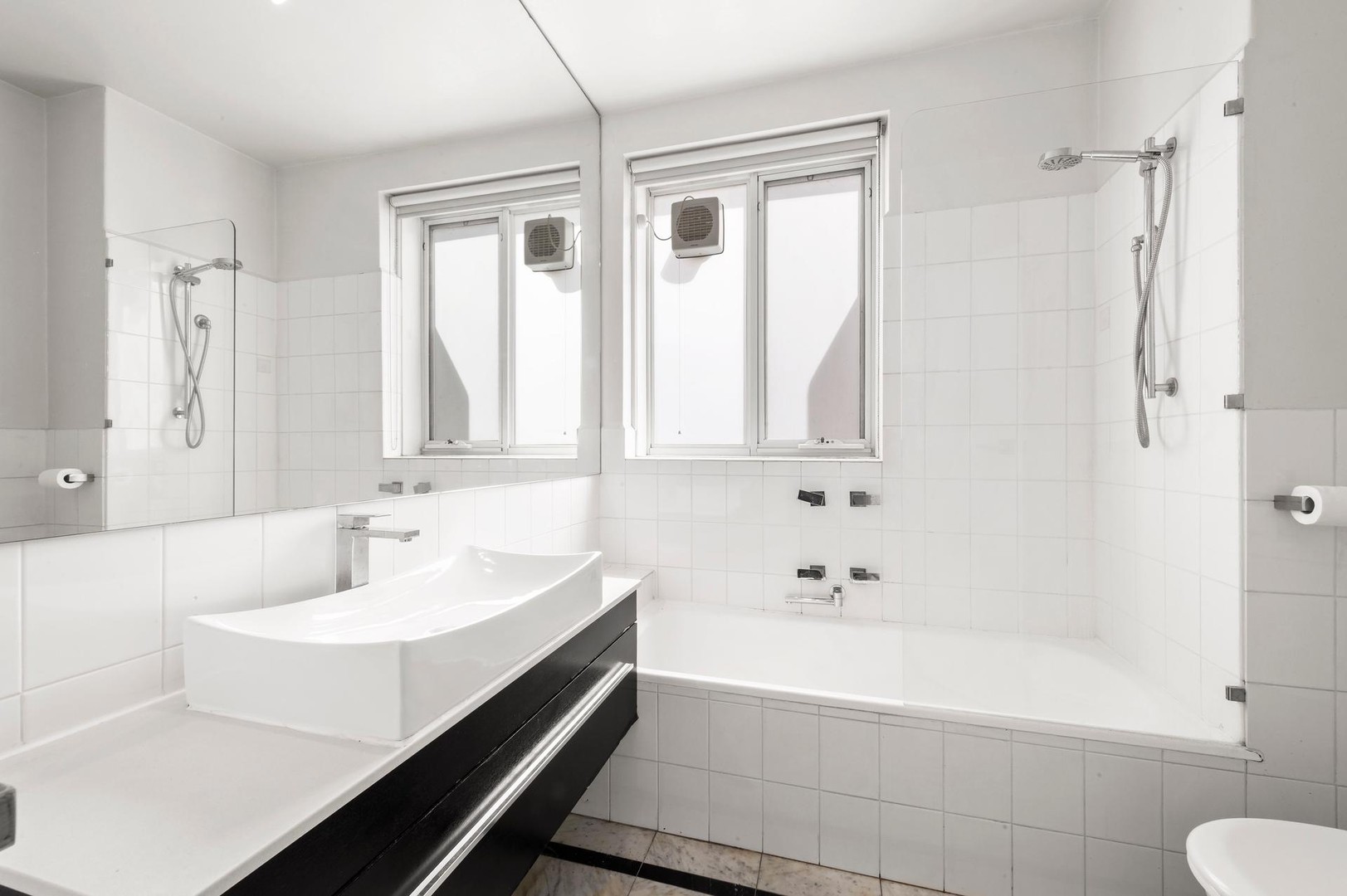 4/55 Caroline Street, South Yarra, VIC 3141 - Thumbnail 2 - 31/01/2022