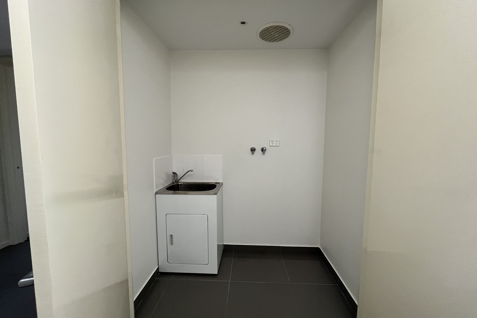 4/56 Leamington Street, Reservoir, VIC 3073, Reservoir - Thumbnail 6