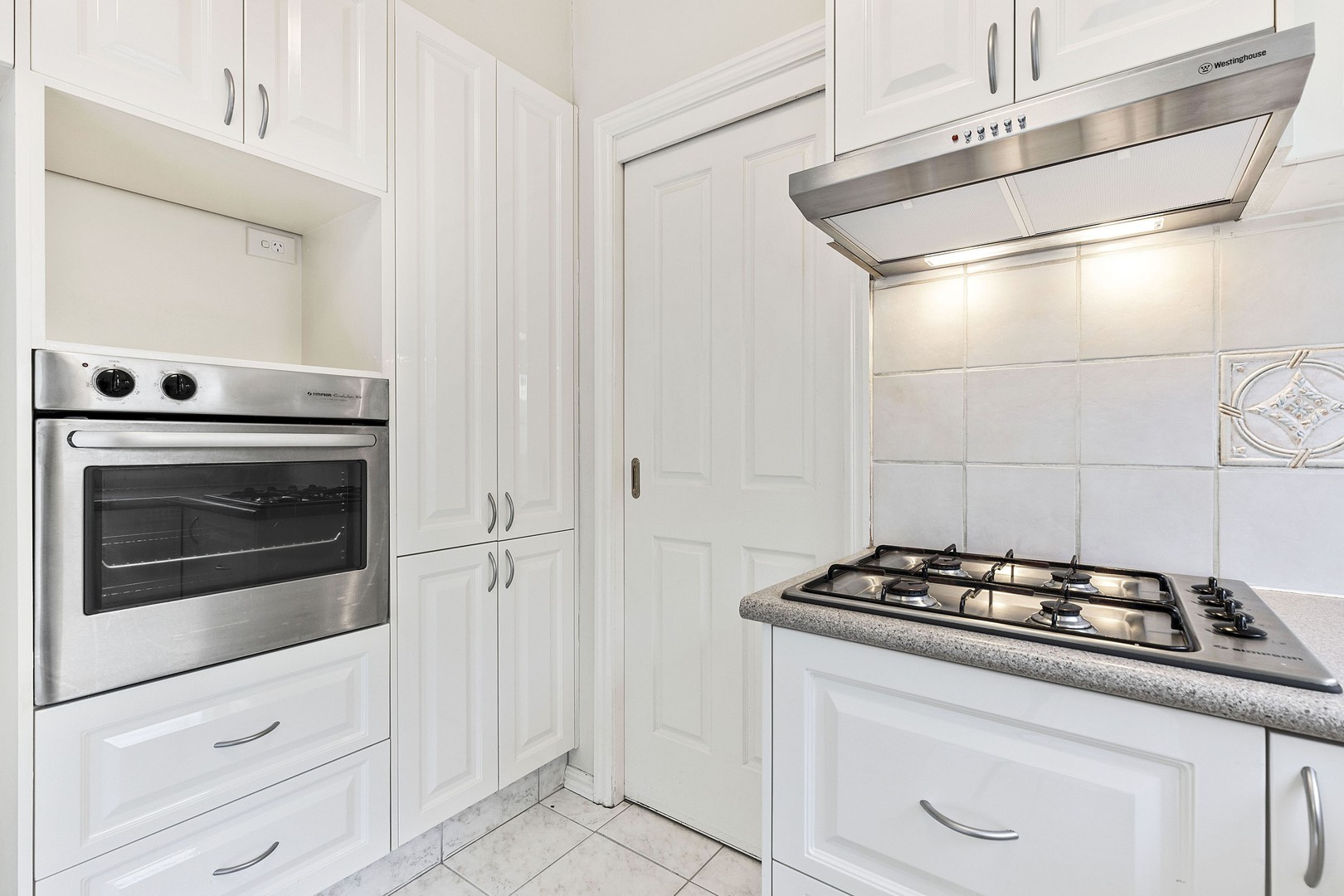 4/573 Whitehorse Road, Mitcham, VIC 3132, Mitcham - Thumbnail 3