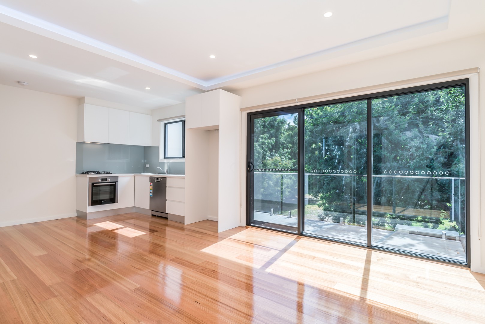4/6 Bedford Road, Ringwood, VIC 3134, Ringwood - Thumbnail 2