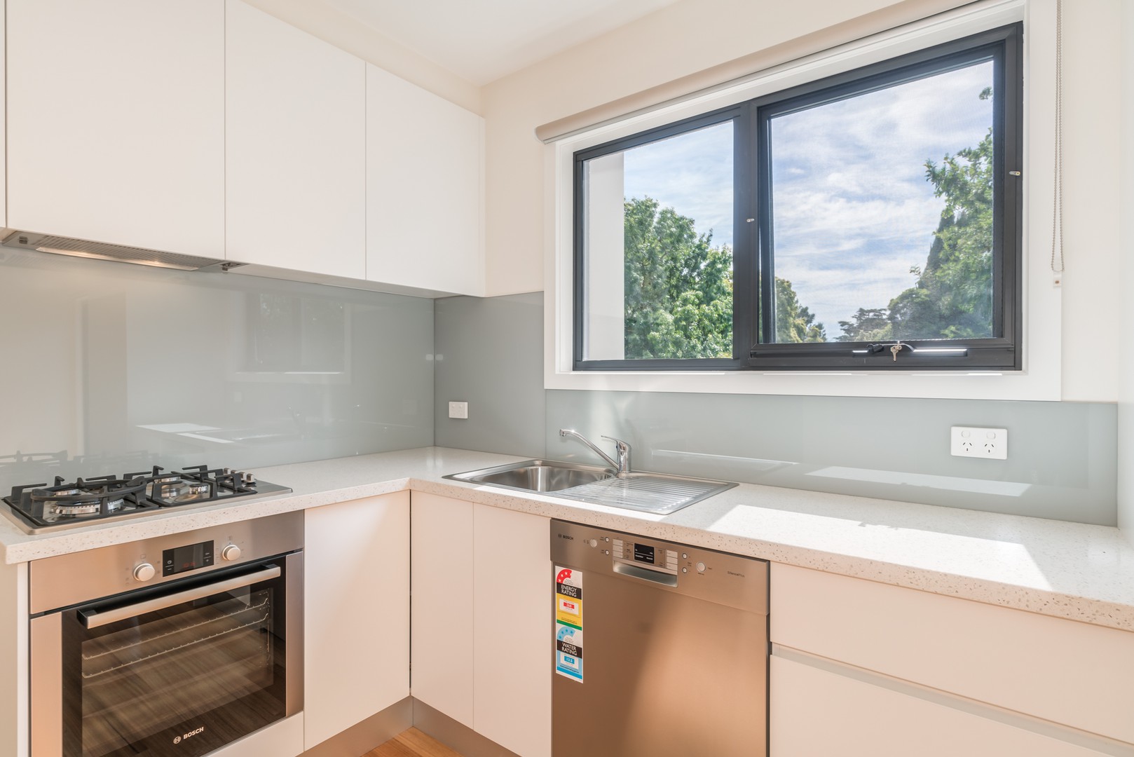 4/6 Bedford Road, Ringwood, VIC 3134, Ringwood - Thumbnail 3