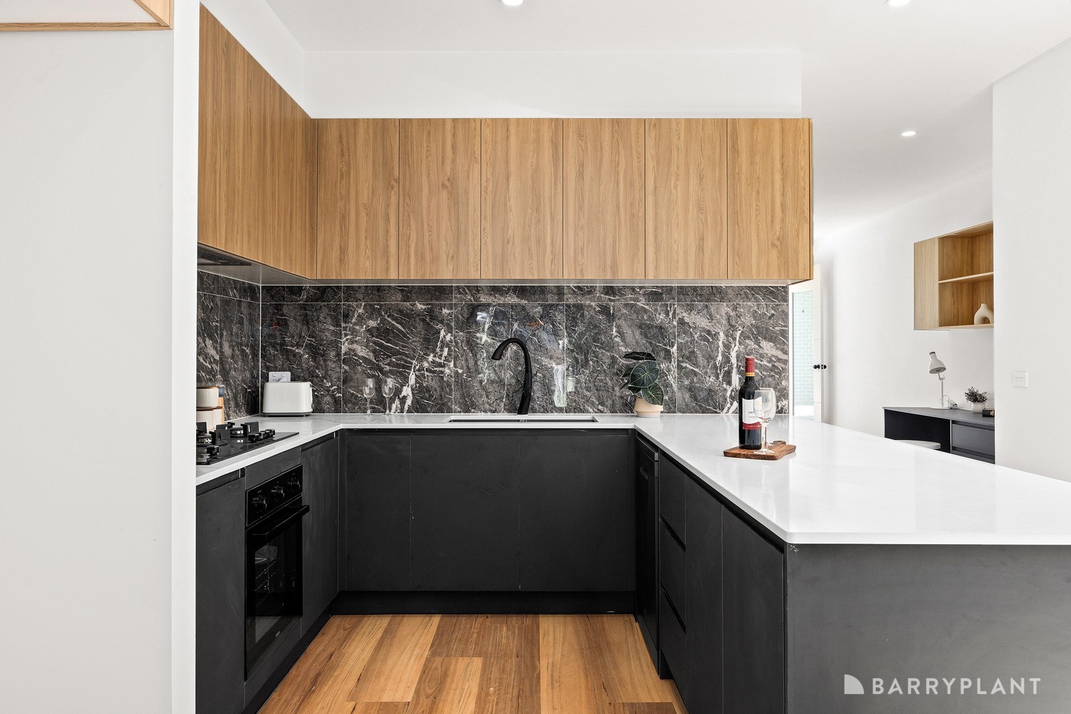 4/6 Bradford Court, Braybrook, VIC 3019 - Thumbnail 2 - 16/04/2025