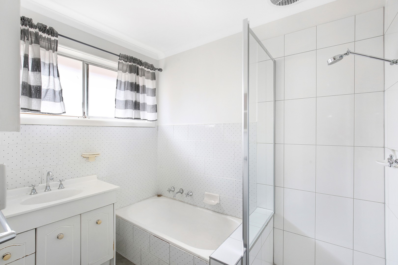 4/6 Bradshaw Street, Kingsbury, VIC 3083, Kingsbury - Thumbnail 3