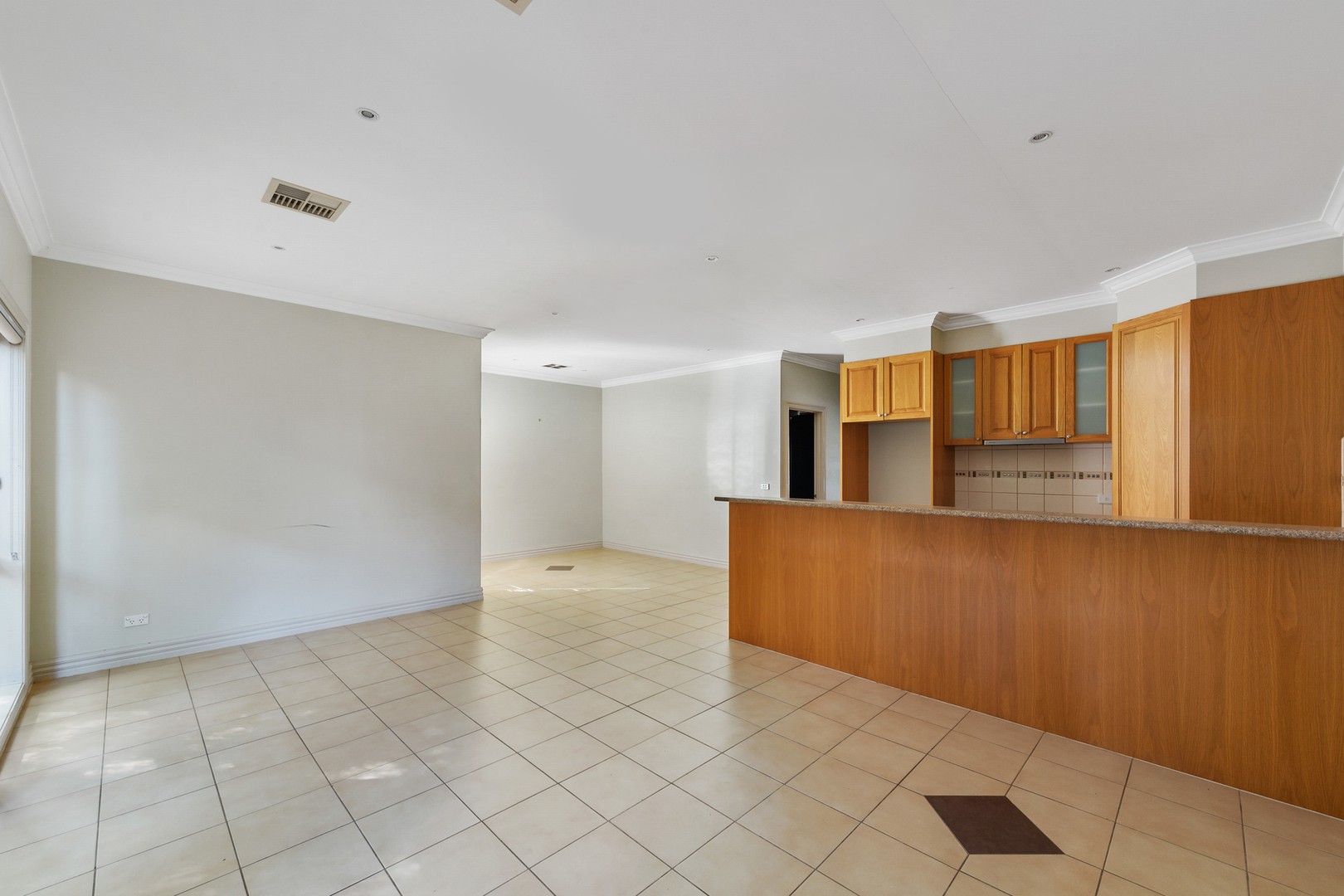 4/6 Lorraine Court, Hillside, VIC 3037, Hillside - Thumbnail 3