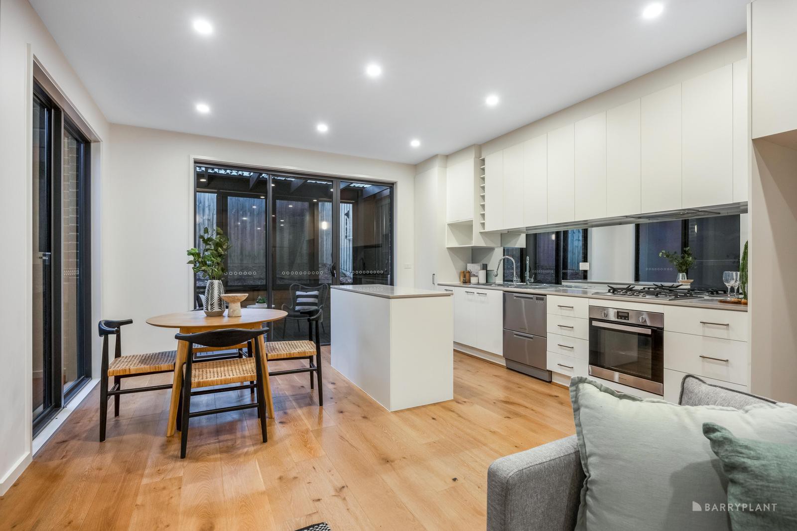 4/6 Percy Street, Mitcham, VIC 3132, Mitcham - Thumbnail 3
