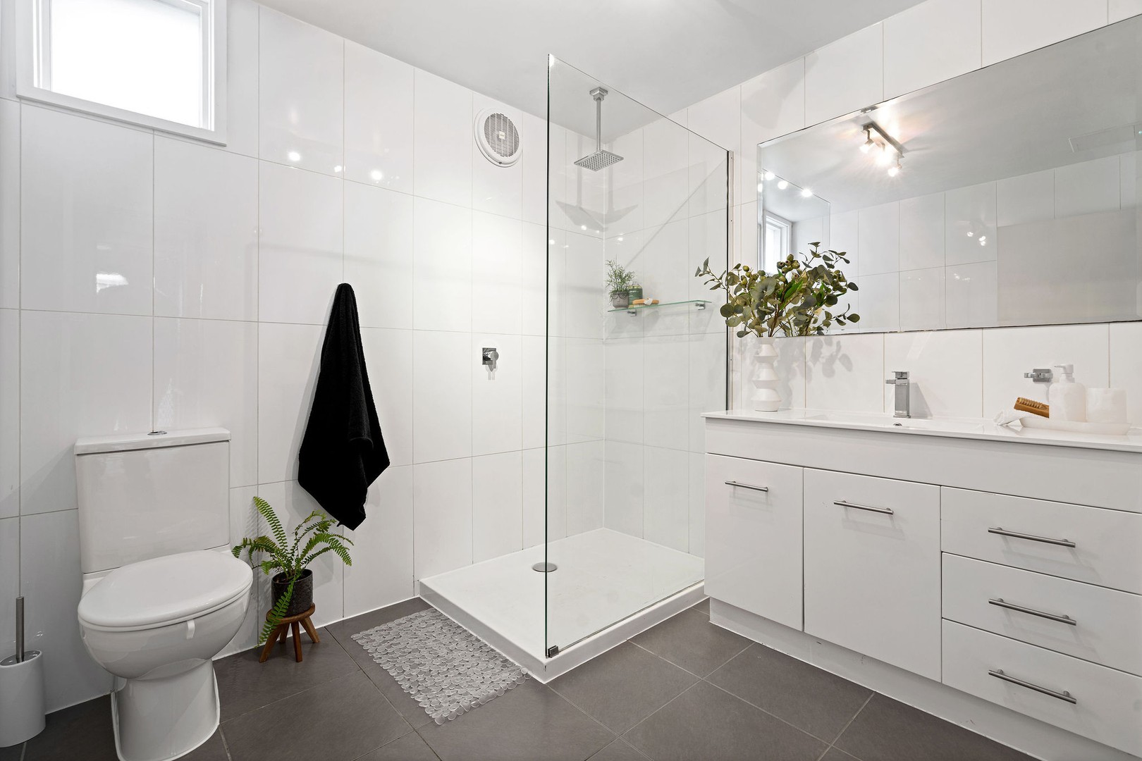 4/6 Riverview Road, Essendon, VIC 3040, Essendon - Thumbnail 8