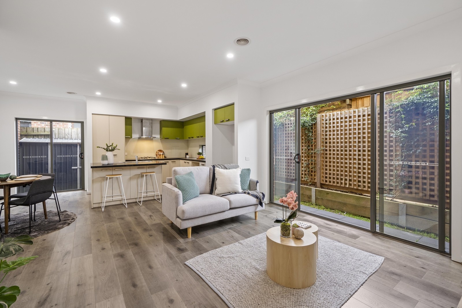 4/663 Stud Road, Scoresby, VIC 3179, Scoresby - Thumbnail 2