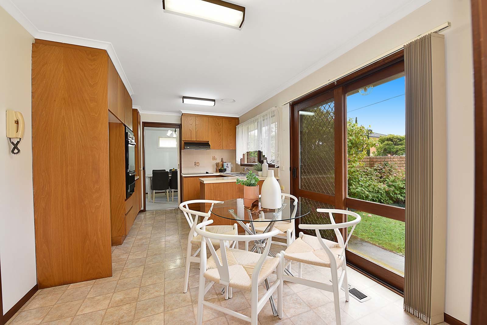 4/7-9 Glenmore Grove, Mount Waverley, VIC 3149, Mount Waverley - Thumbnail 4