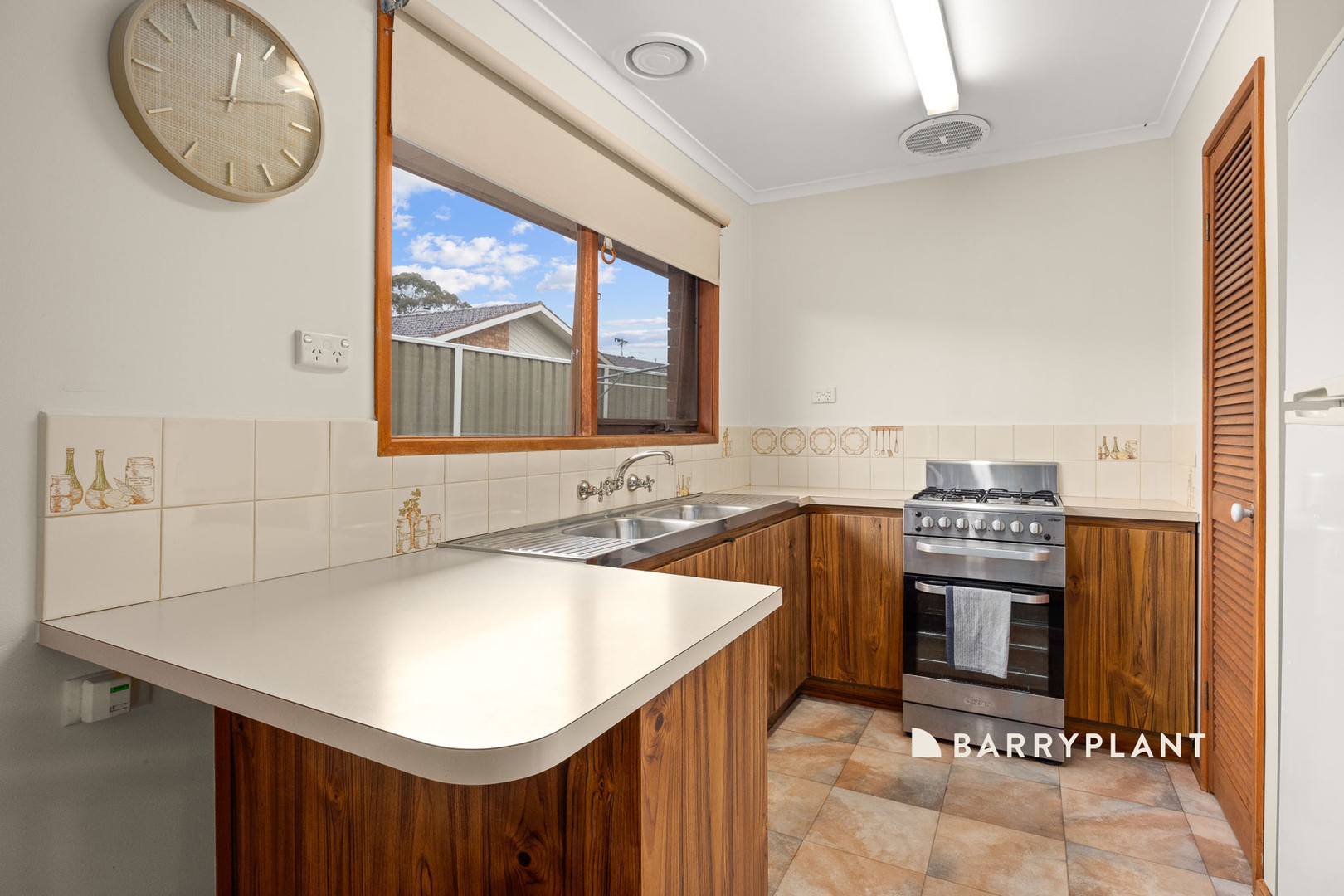 4/7-9 Princes Way, Drouin, VIC 3818 - Thumbnail 2 - 04/09/2026
