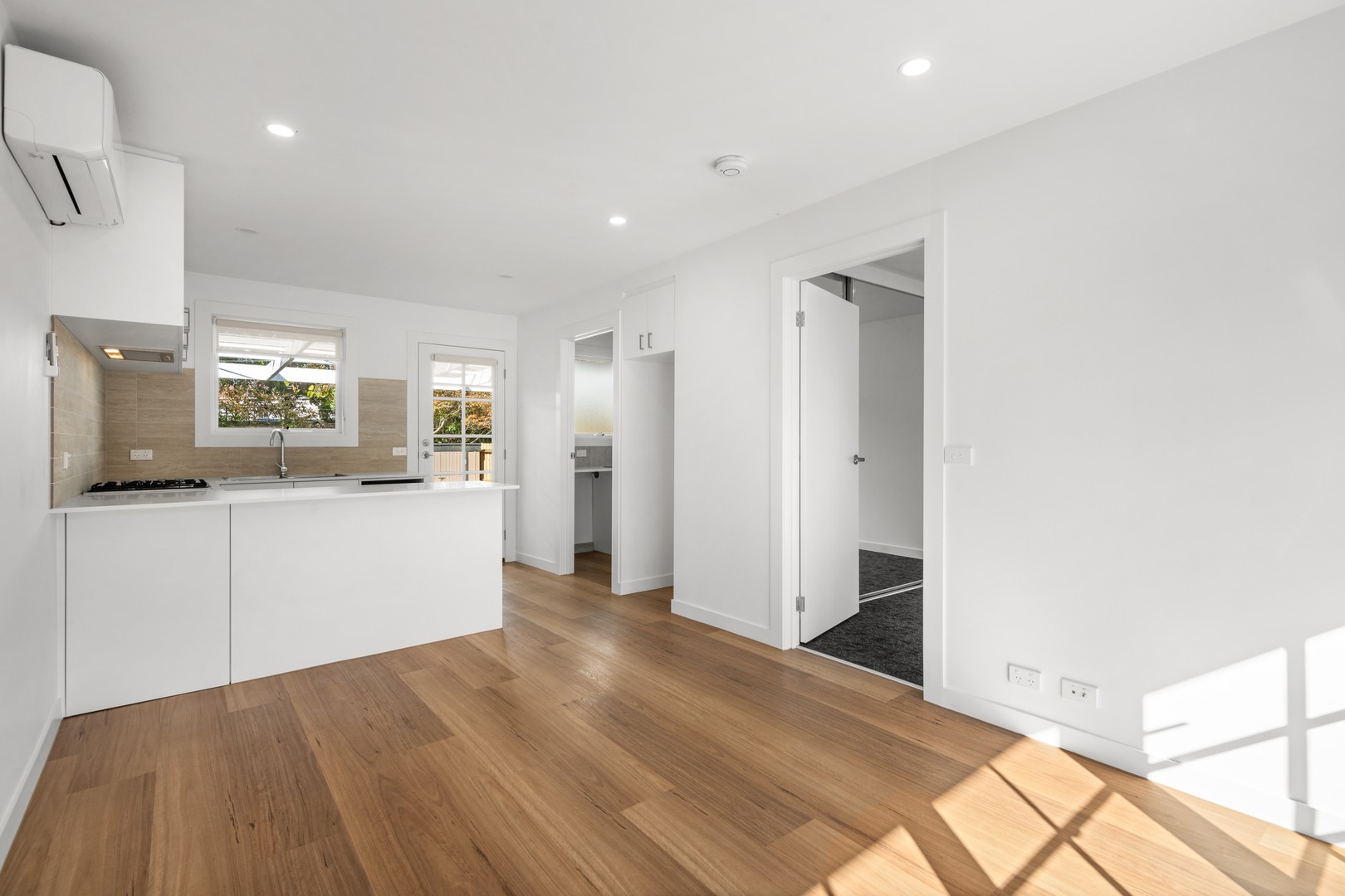 4/7 Arthur Street, Hamlyn Heights, VIC 3215, Hamlyn Heights - Thumbnail 2