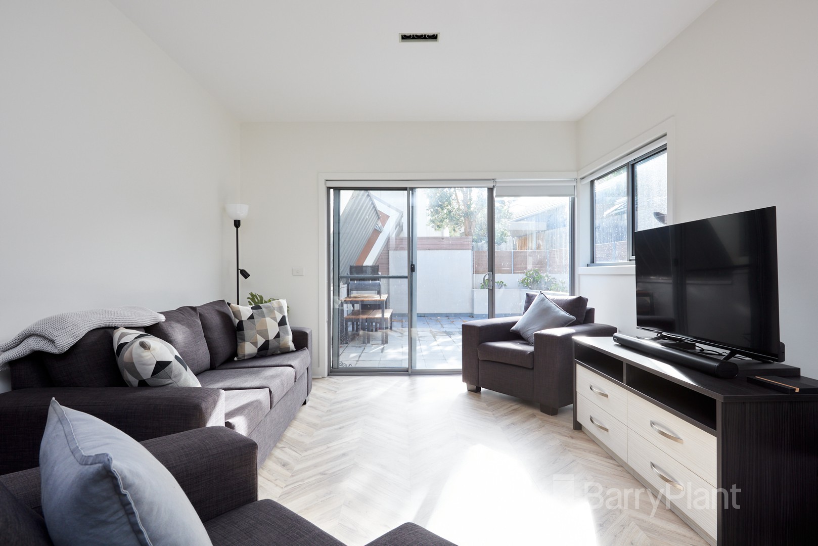 4/7 Heath Avenue, Oakleigh, VIC 3166, Oakleigh - Thumbnail 2