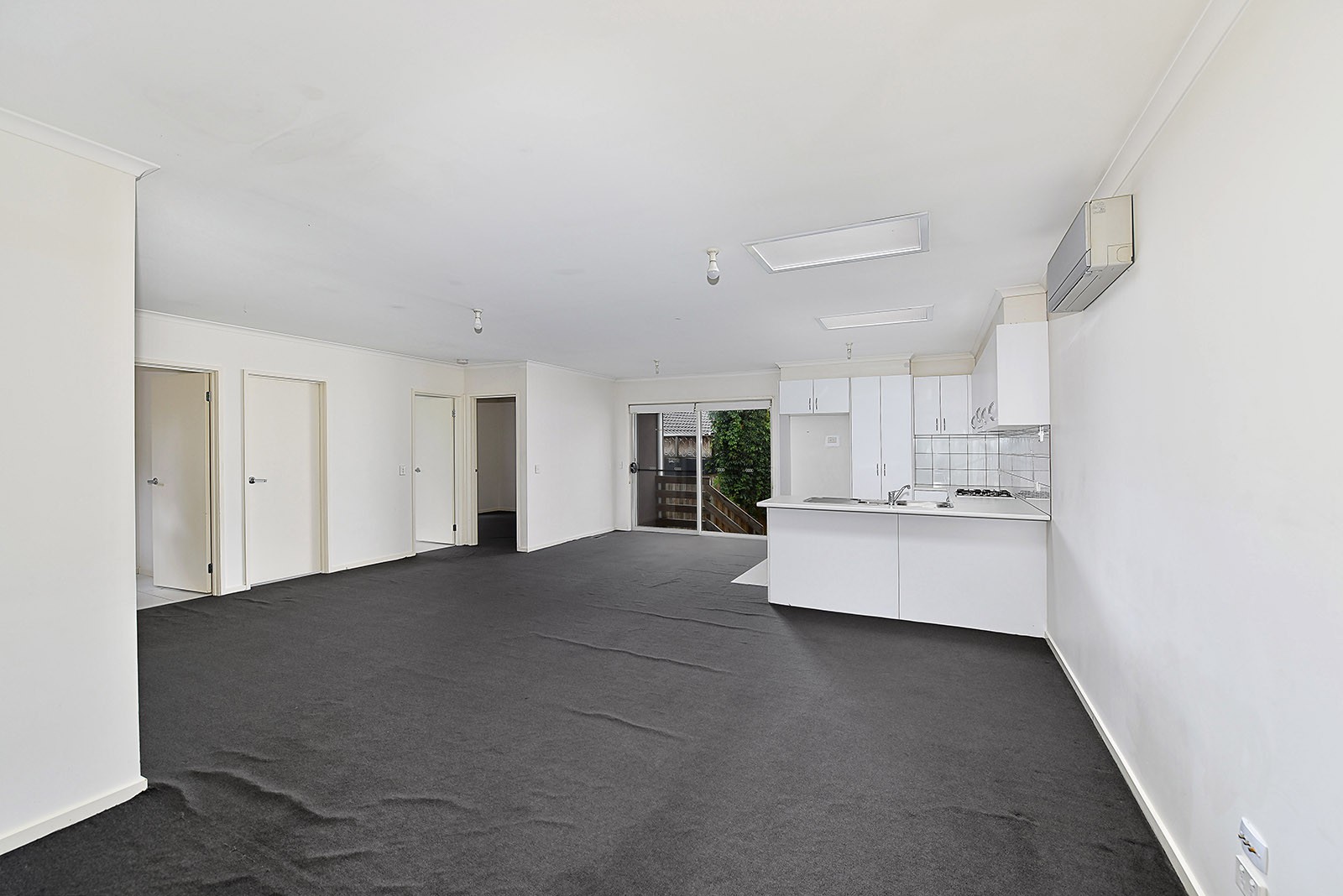 4/7 Kitson Crescent, Airport West, VIC 3042, Airport West - Thumbnail 2