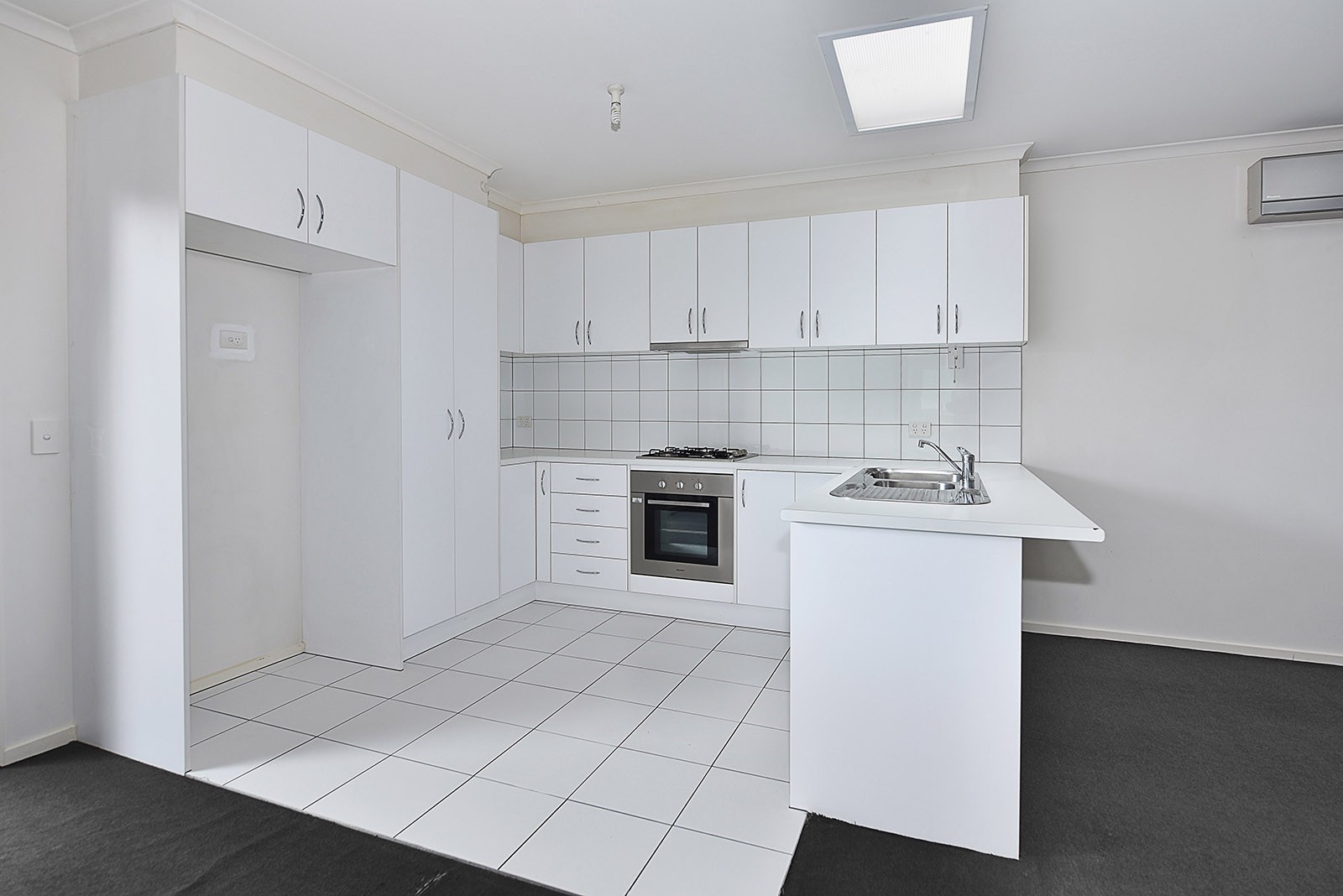 4/7 Kitson Crescent, Airport West, VIC 3042, Airport West - Thumbnail 3