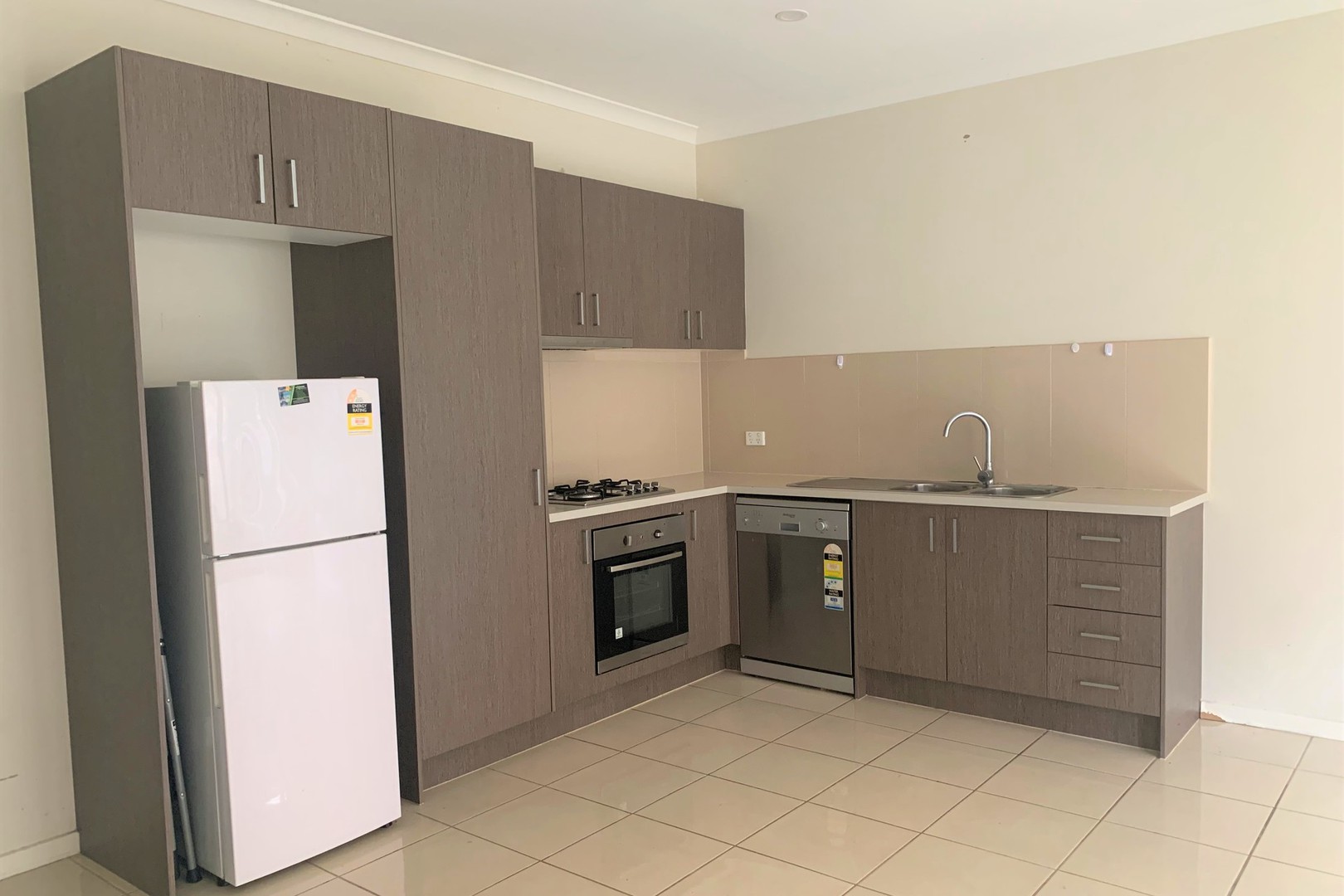 4/8 Albert Crescent, St Albans, VIC 3021, St Albans - Thumbnail 5
