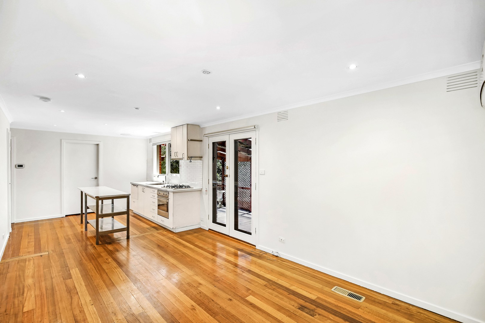 4/8 Dwyer Court, Macleod, VIC 3085, Macleod - Thumbnail 5