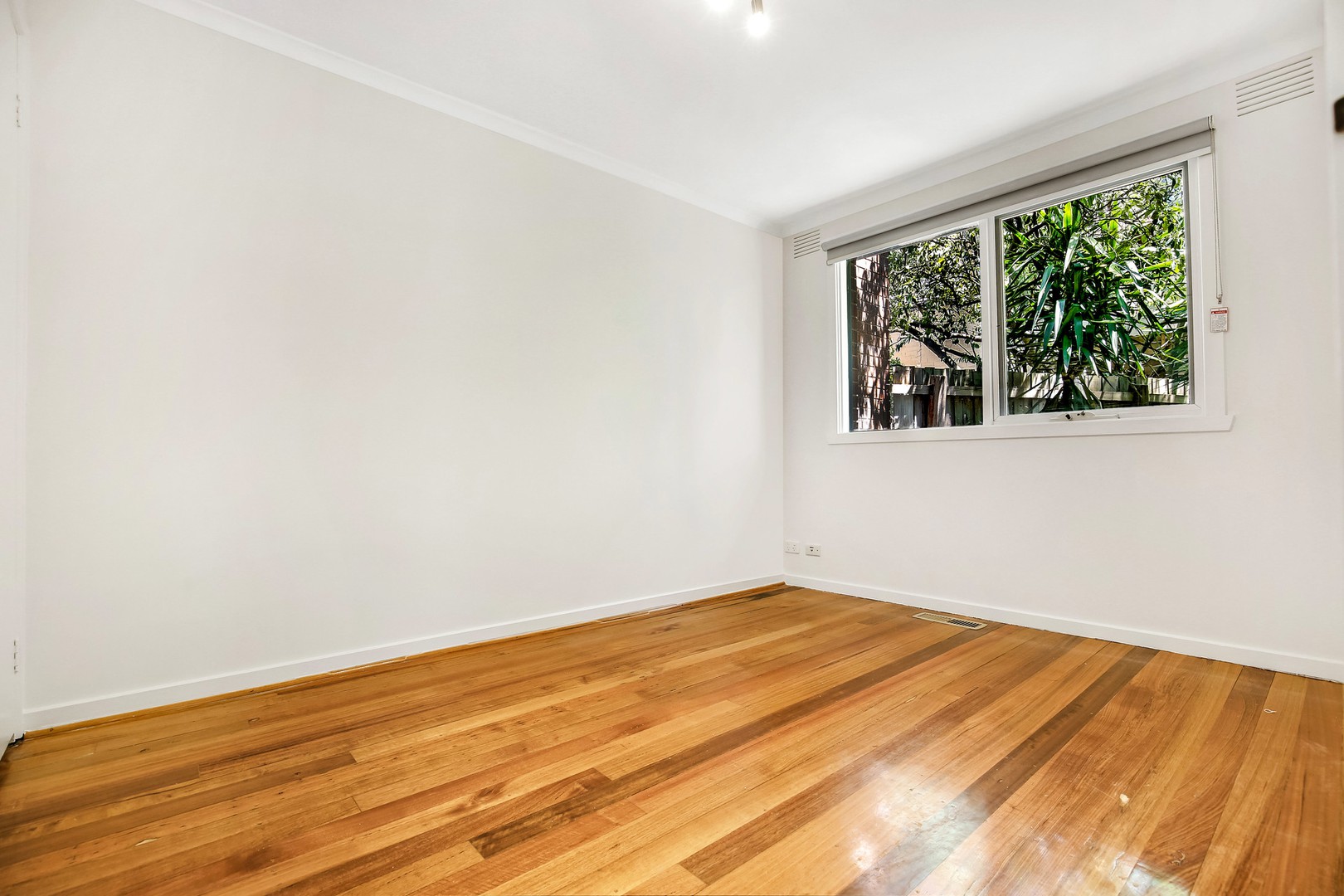 4/8 Dwyer Court, Macleod, VIC 3085, Macleod - Thumbnail 8