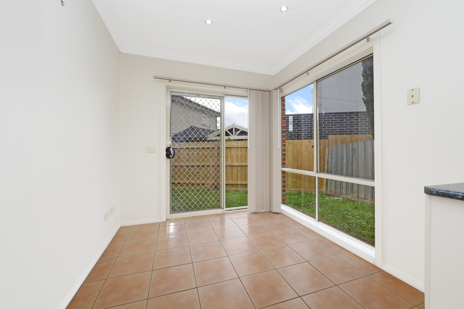 4/8 Stamford Crescent, Rowville, VIC 3178, Rowville - Thumbnail 5