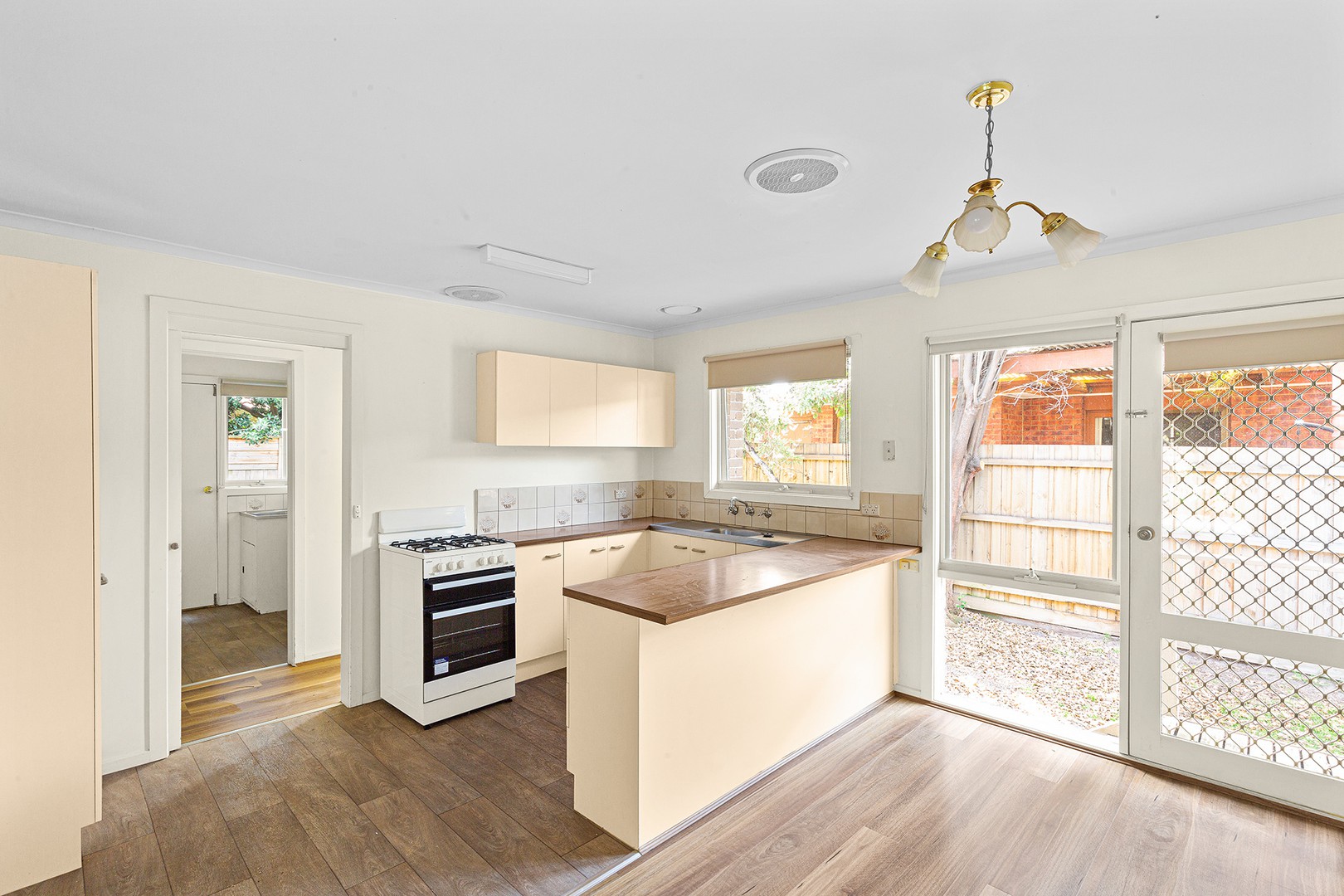 4/8 Wisewould Avenue, Seaford, VIC 3198, Seaford - Thumbnail 2
