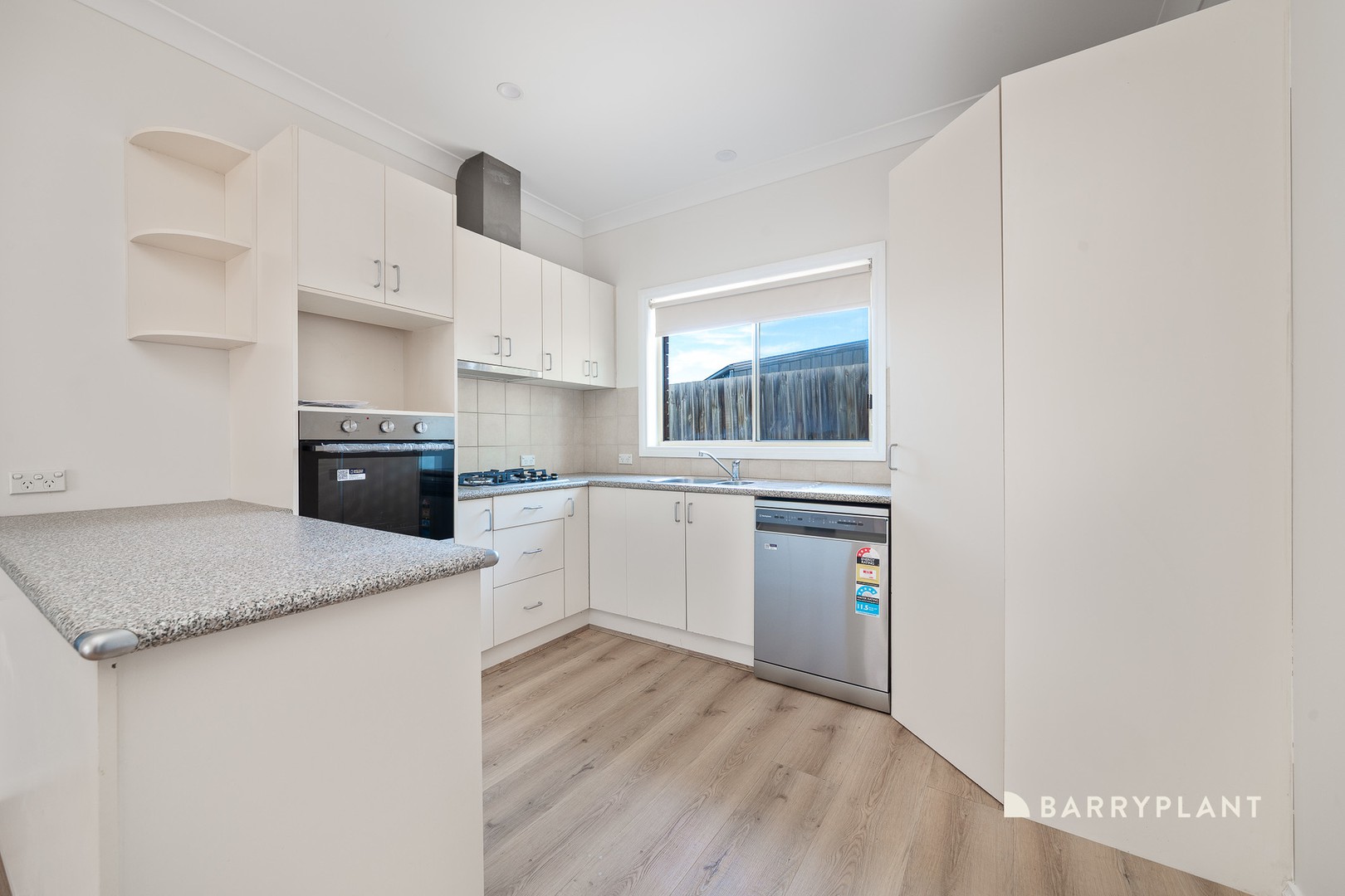 4/806 Plenty Road, South Morang, VIC 3752 - Thumbnail 2 - 11/06/2026