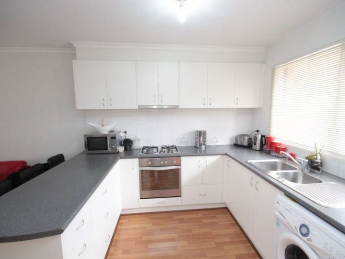 4/81 Heytesbury Street, Herne Hill, VIC 3218, Herne Hill - Thumbnail 2