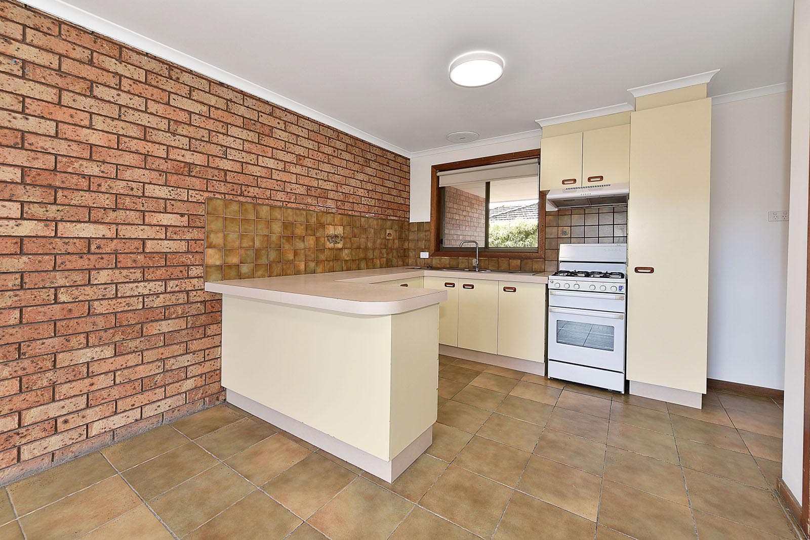 4/82 McIntrye Road, Sunshine North, VIC 3020, Sunshine North - Thumbnail 2