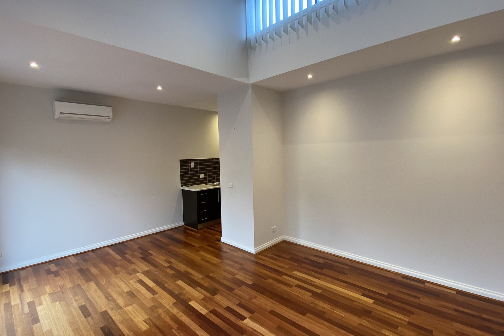 4/83-85 Howard Street, Reservoir, VIC 3073, Reservoir - Thumbnail 2