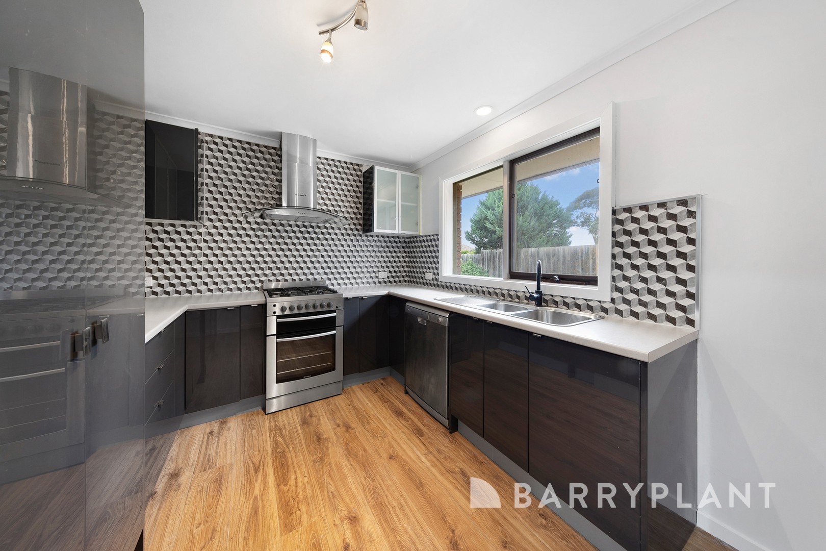 4/83-85 Taylors Road, St Albans, VIC 3021 - Thumbnail 2 - 20/11/2025